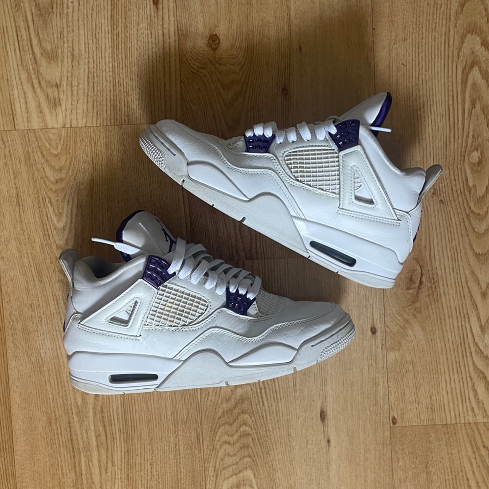 Jordan 4 Mettalic